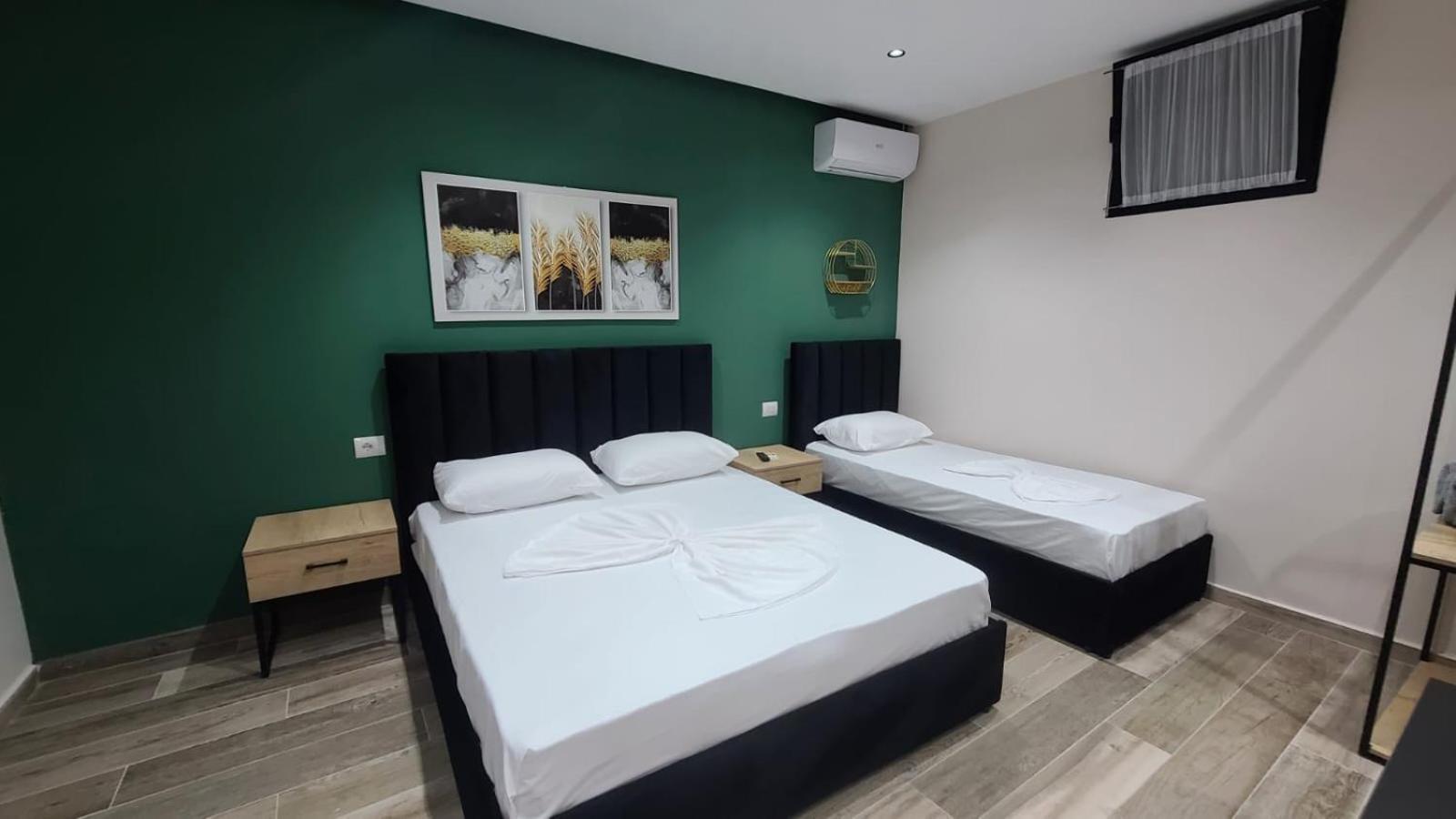 Guest House Tian & Hojz Durres Exterior photo