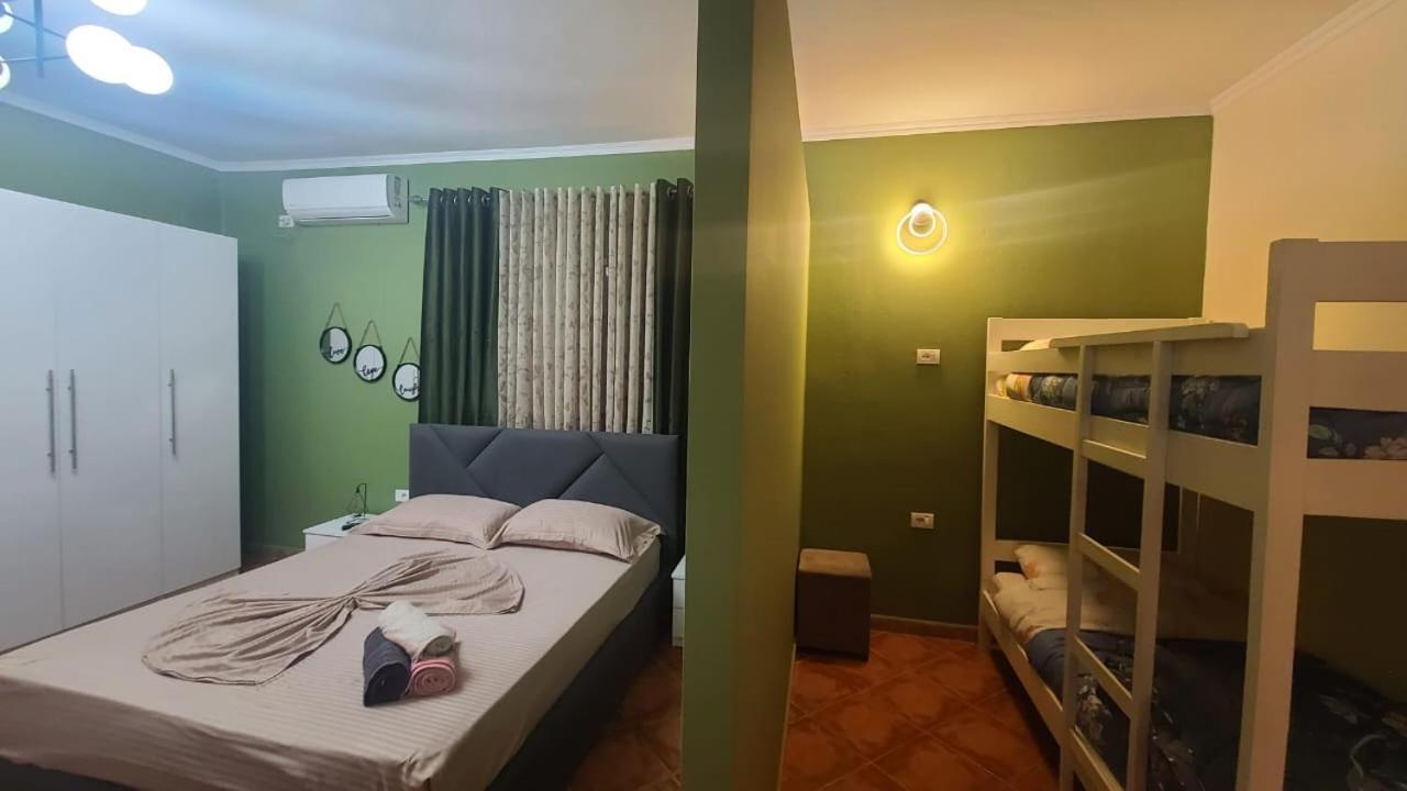 Guest House Tian & Hojz Durres Exterior photo