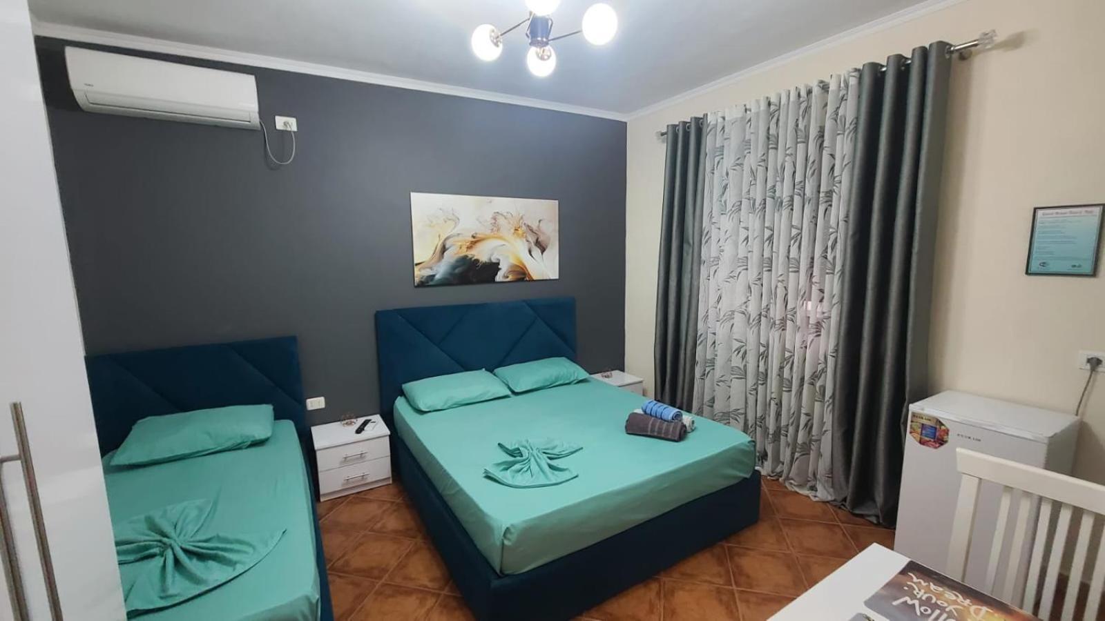 Guest House Tian & Hojz Durres Exterior photo